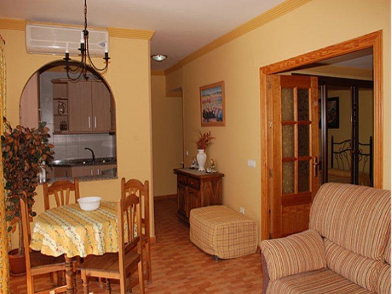 Apartamentos Mediterraneo Marbella Exterior photo